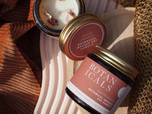 Load image into Gallery viewer, Botanicals Mini Candle ~ Violet & Cinnamon